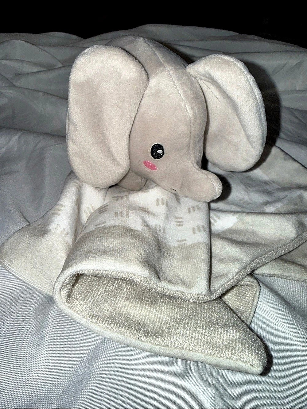 Pearhead Kids Elephant Lovey Blanket Gray & White